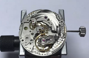 沛納海手表表盤磨損應(yīng)怎么修復(fù)